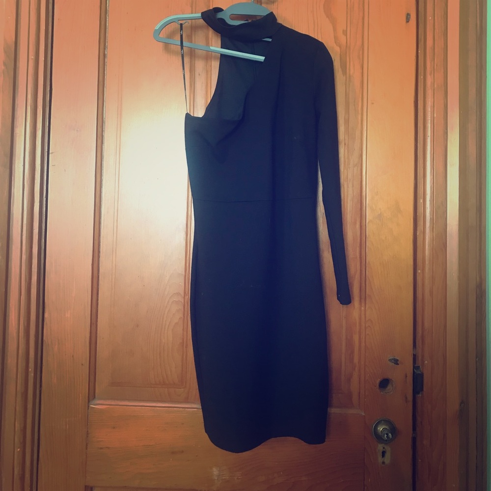 Lulus black one sleeved dress